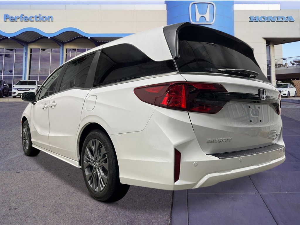 New 2027 Honda Odyssey Touring image 3