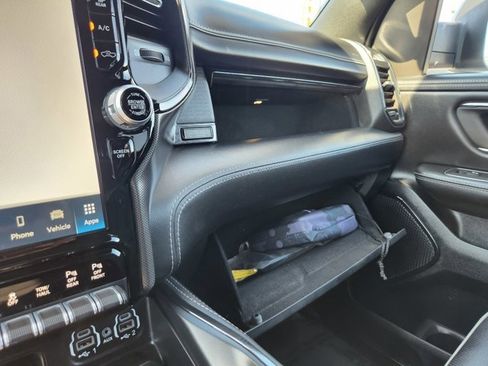 Used 2022 RAM 1500 Limited image 17