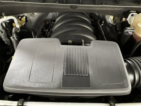 Used 2021 GMC Yukon SLT w/ SLT Premium Package image 17