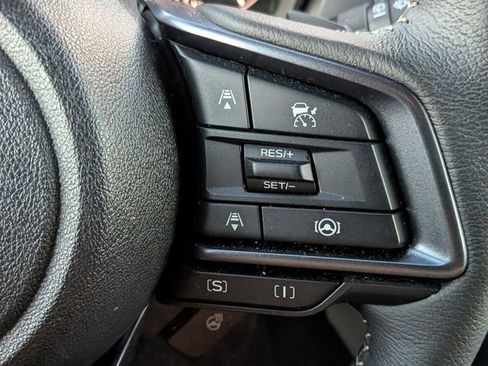 Used 2025 Subaru Forester Limited image 18