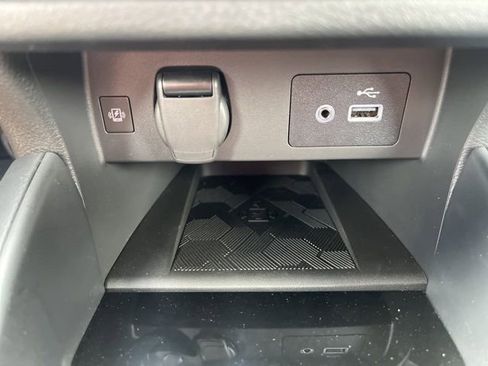 New 2025 Nissan Versa SV w/ Trunk Package image 23