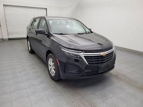 Used 2023 Chevrolet Equinox LS w/ LPO, Floor Liner Package image 13