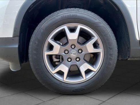 Used 2023 Honda Passport TrailSport image 12