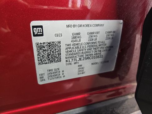 Used 2024 Chevrolet Trax RS w/ Driver Confidence Package FWD image 37
