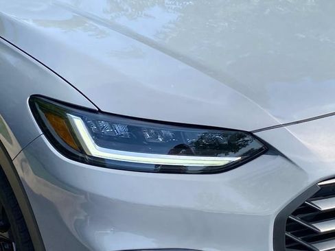 Used 2024 Honda HR-V Sport image 4