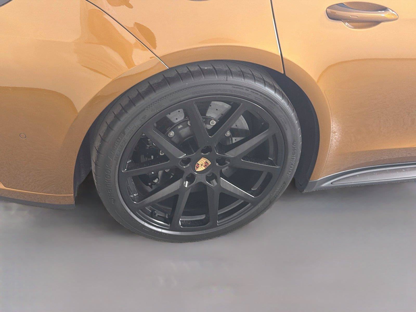 Certified 2025 Porsche Panamera GTS AWD/4WD image 13