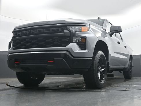 Used 2024 Chevrolet Silverado 1500 Custom Trail Boss w/ LPO, Dark Essentials Package AWD/4WD image 26