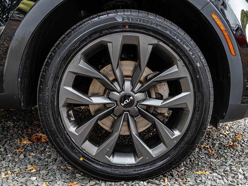 Certified 2022 Kia Sorento X-Line EX image 27