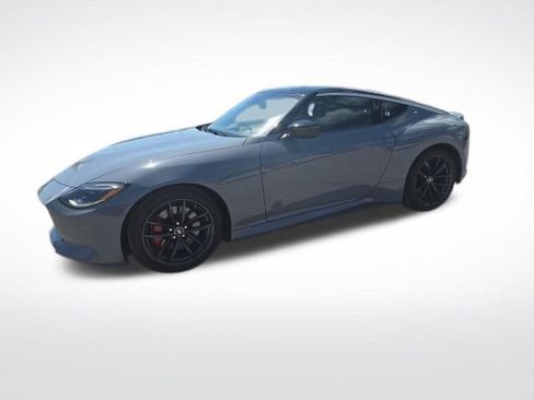 Used 2024 Nissan Z Performance w/ Floor Mat Package RWD image 5