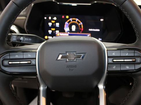 New 2026 Chevrolet Colorado ZR2 w/ Technology Package AWD/4WD image 38