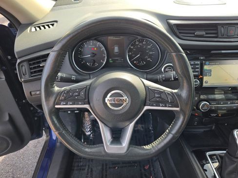 Used 2017 Nissan Rogue SL w/ SL Premium Package image 33