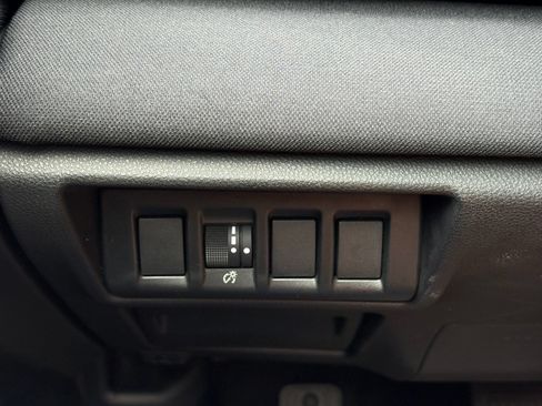 Certified 2024 Subaru Outback Premium AWD/4WD image 17