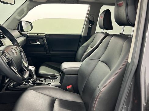 Used 2021 Toyota 4Runner TRD Off-Road Premium w/ Moonroof Package AWD/4WD image 9