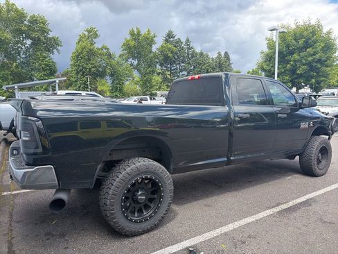 Used 2016 RAM 3500 Tradesman w/ Chrome Appearance Group AWD/4WD image 5