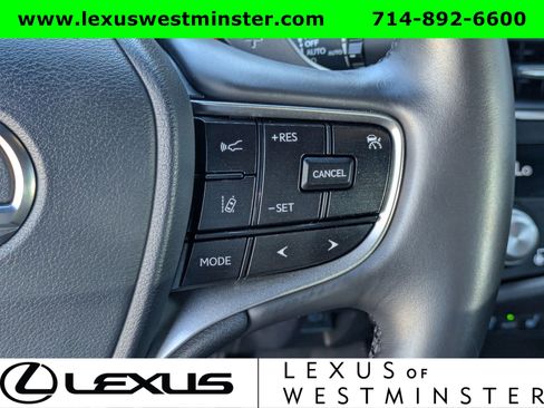 Used 2025 Lexus ES 300h w/ Premium Package image 24