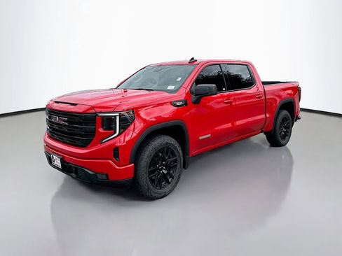 Used 2024 GMC Sierra 1500 Elevation w/ X31 Off-Road Package AWD/4WD image 3