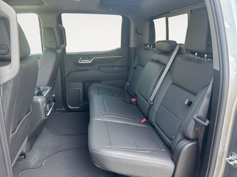 New 2026 GMC Sierra 1500 SLT w/ SLT Premium Package AWD/4WD image 13