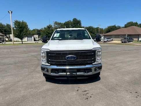 Used 2025 Ford F350 XL w/ XL Chrome Package RWD image 16