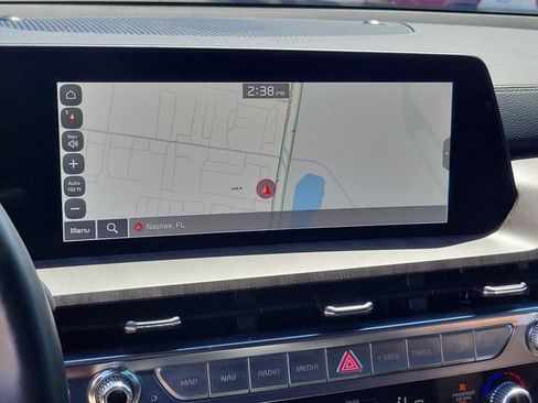 Certified 2024 Kia Telluride SX Prestige AWD/4WD image 29
