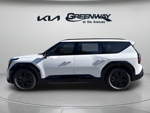 New 2026 Kia EV9 Land w/ Nightfall Edition Package image 2