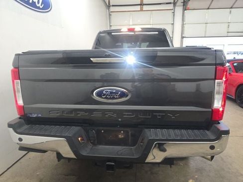 Used 2019 Ford F250 Lariat w/ Chrome Package AWD/4WD image 11
