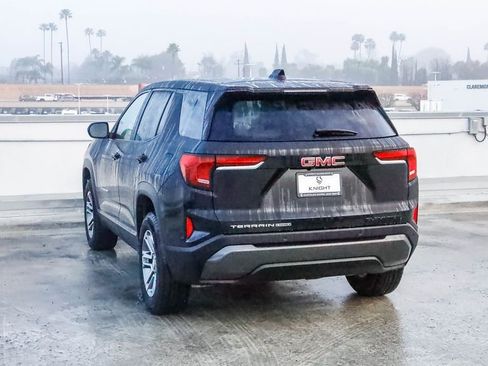 Used 2025 GMC Terrain Elevation image 7
