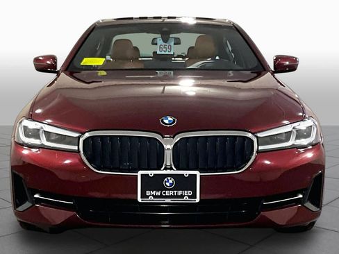 Used 2023 BMW 530i xDrive w/ Premium Package AWD/4WD image 3