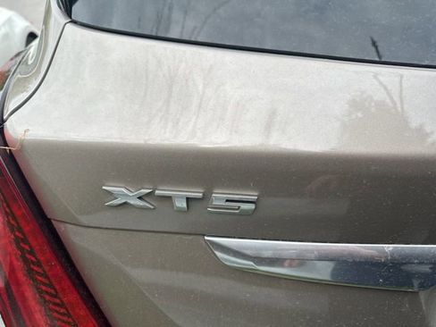 Used 2023 Cadillac XT5 Premium Luxury AWD/4WD image 8