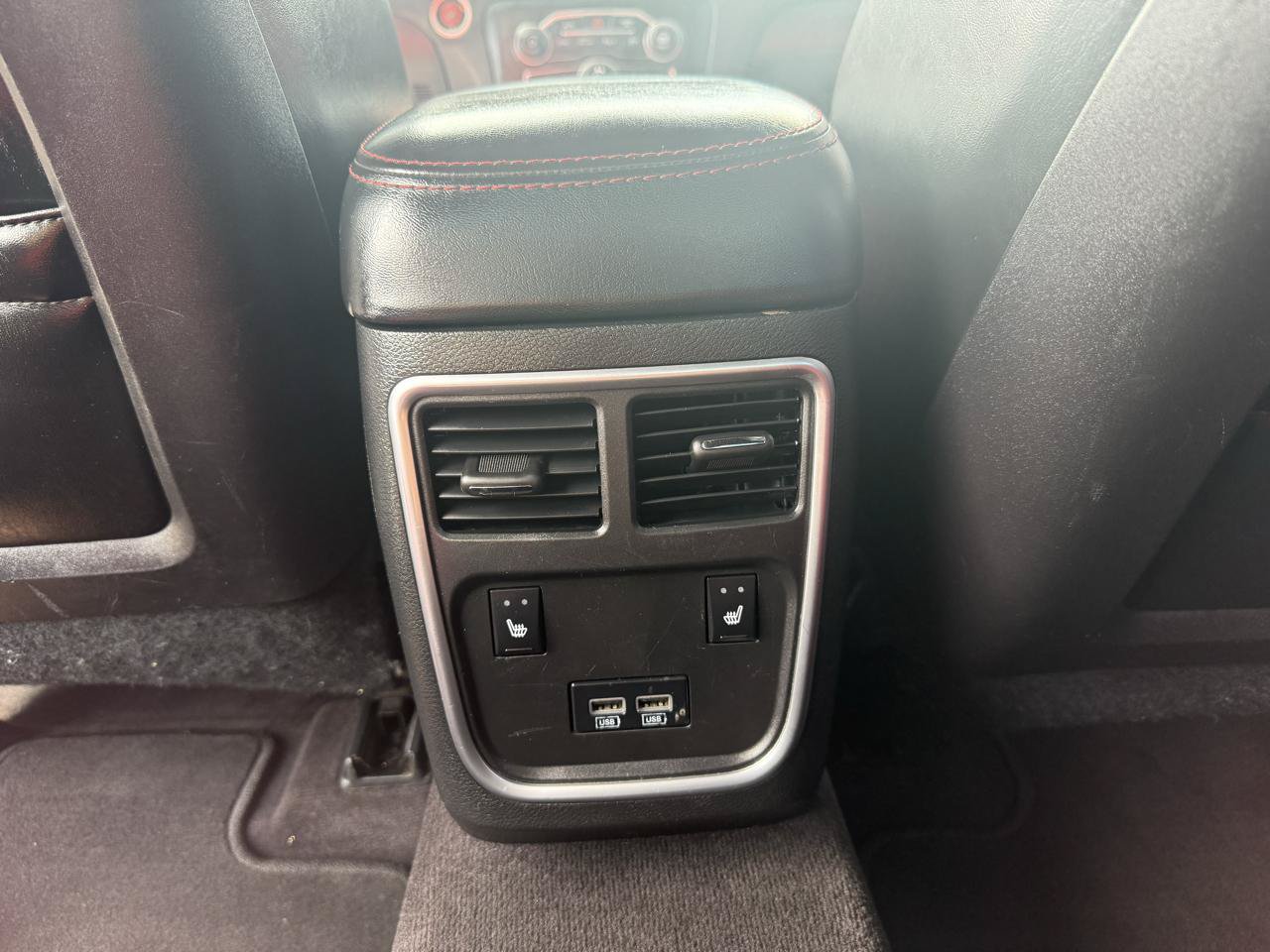 Used 2018 Dodge Charger R/T Scat Pack w/ Dynamics Package RWD image 16
