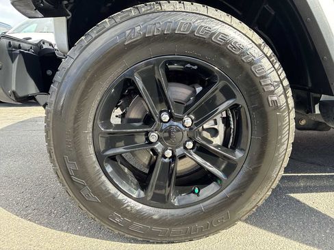 Used 2021 Jeep Wrangler Unlimited Sahara image 18