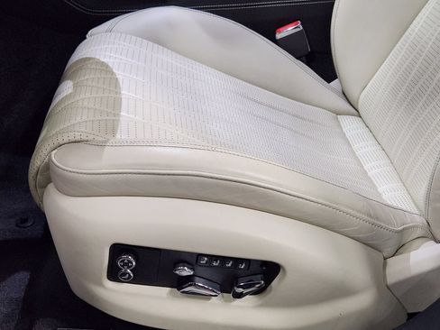 Used 2021 Bentley Flying Spur V8 AWD/4WD image 49