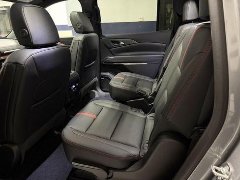 New 2026 Chevrolet Traverse RS w/ LPO, Floor Liner Package image 29