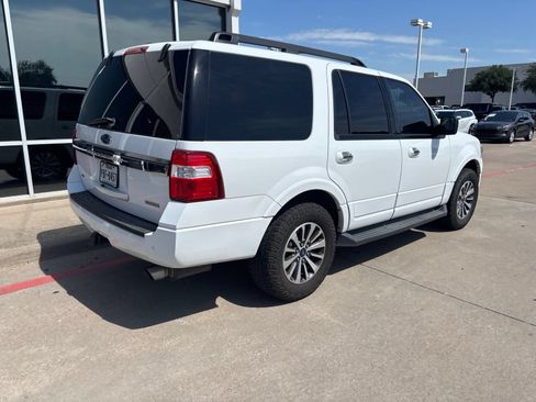 Used 2017 Ford Expedition XLT RWD image 5