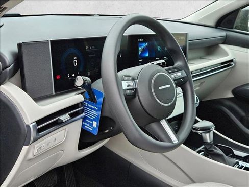 New 2026 Hyundai Tucson SEL FWD image 3