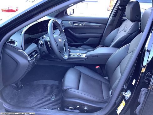 Used 2025 Cadillac CT5 V image 12