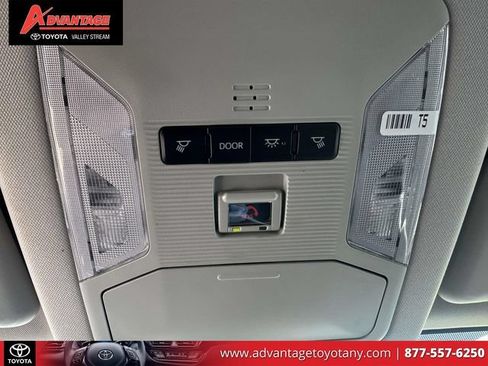 Used 2023 Toyota RAV4 LE AWD/4WD image 36
