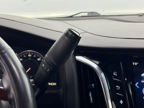 Used 2015 Cadillac Escalade Luxury RWD image 26