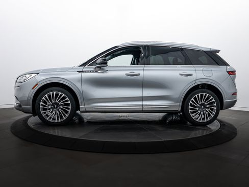 Used 2022 Lincoln Corsair Reserve w/ Equipment Group 201A image 6