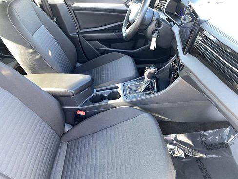 Used 2025 Volkswagen Jetta S FWD image 10