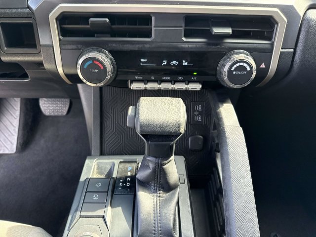 Used 2025 Toyota Tacoma SR5 RWD image 29