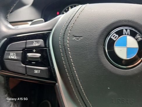 Used 2019 BMW 530i RWD image 28