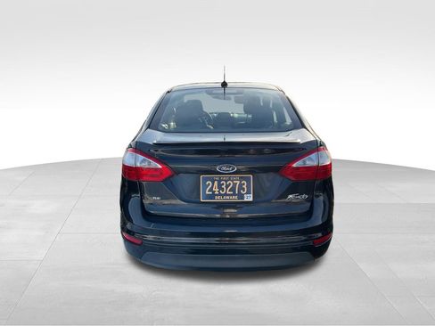 Used 2017 Ford Fiesta SE w/ Equipment Group 201A image 8