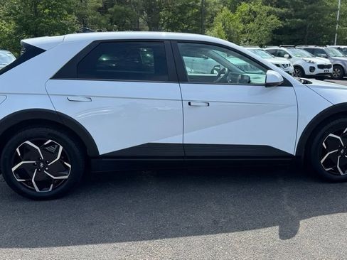 Used 2024 Hyundai Ioniq 5 SEL AWD/4WD image 4