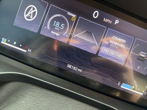 Used 2021 Jeep Grand Cherokee L Overland w/ Advanced Protech Group III image 13