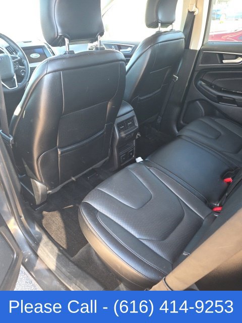 Used 2018 Ford Edge Titanium w/ Equipment Group 302A AWD/4WD image 5