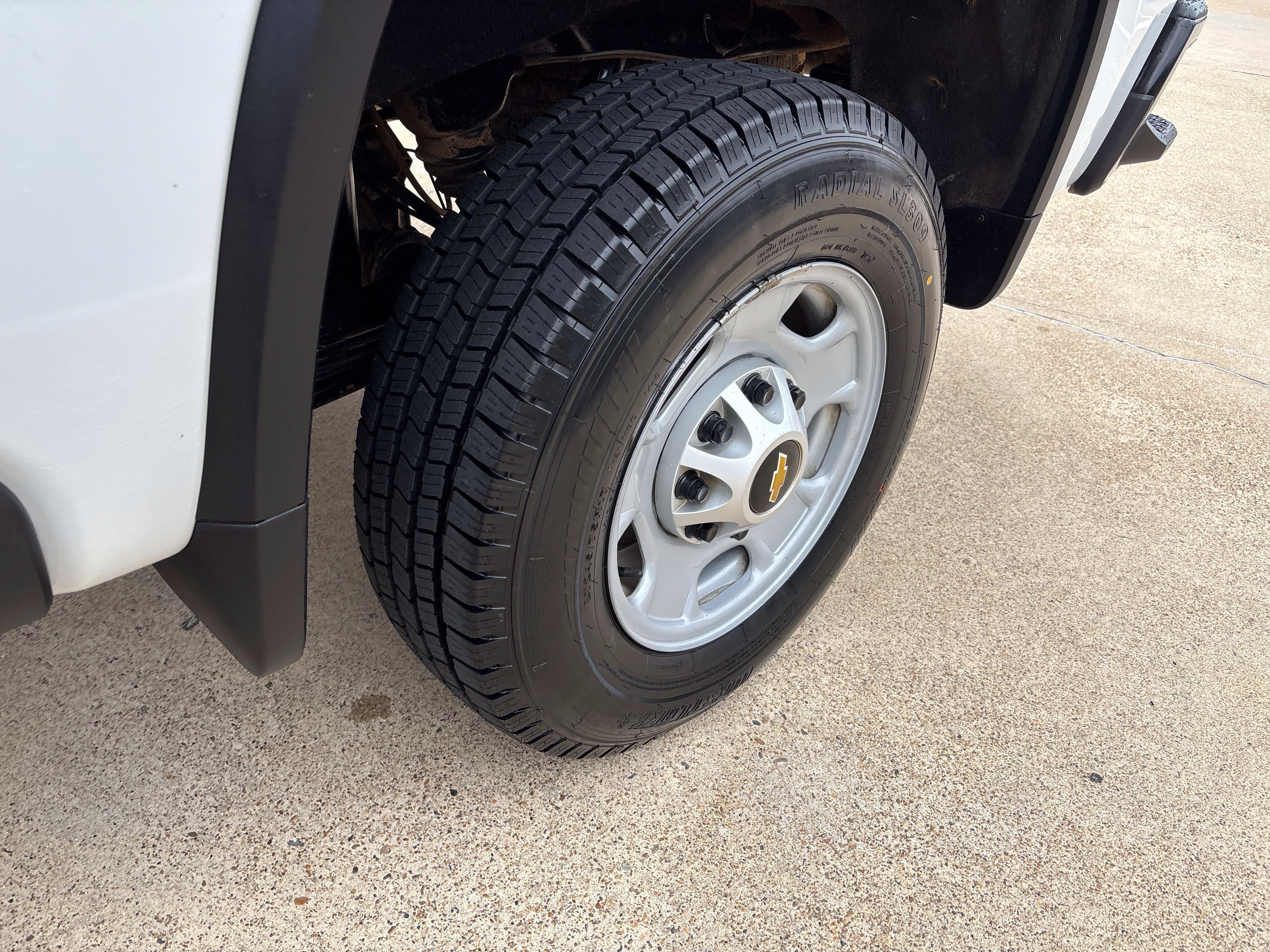 Used 2020 Chevrolet Silverado 2500 W/T AWD/4WD image 17