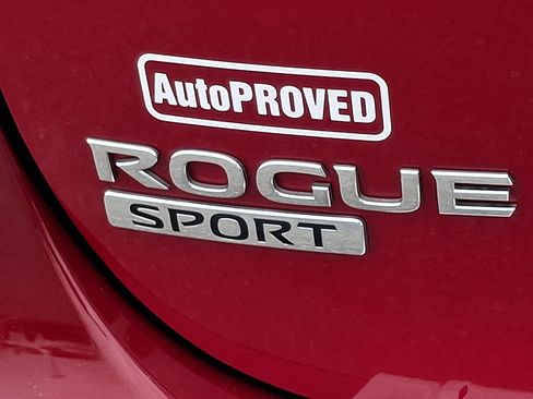 Used 2018 Nissan Rogue Sport SL w/ SL Premium Package AWD/4WD image 31