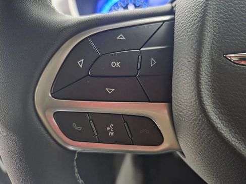 New 2026 Chrysler Pacifica Select image 5