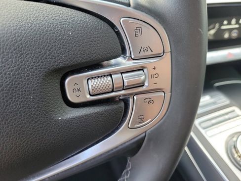 Used 2023 Genesis GV70 2.5T Select w/ Select Package image 24