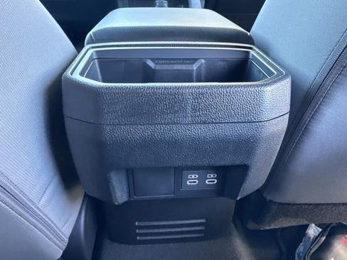 Certified 2025 Toyota Tacoma TRD Off-Road image 19